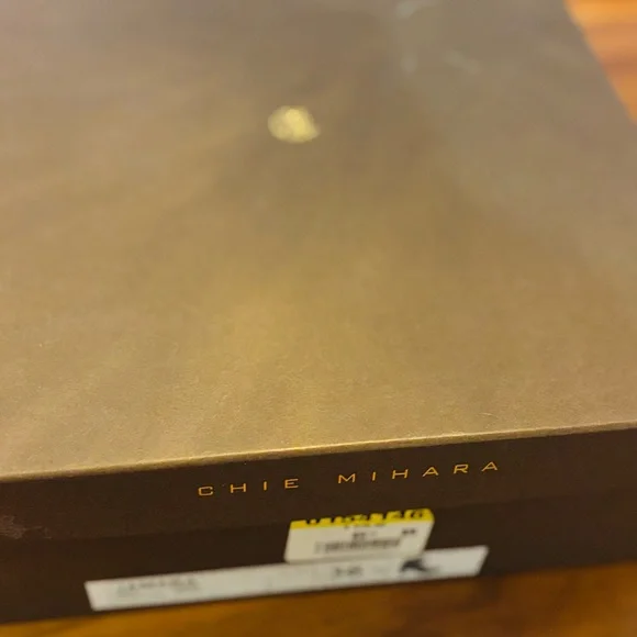 SOLD-NWT Chie Mihara Black Suede Lace-Up Cutout Heeled Booties – EU 36.5 - Picture 8 of 9